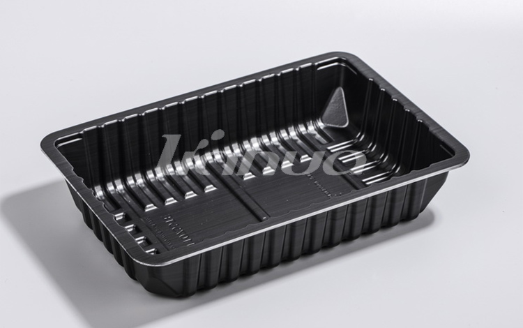 How resistant is the CPET Tray to leakage or spillage of sauces and liquids?
